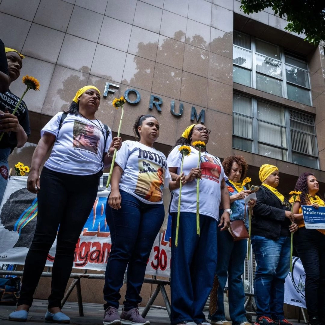 Ato por Marielle na frente do Tribunal de Justiça do Rio (foto: Divulgação/Instituto Mariele Franco)