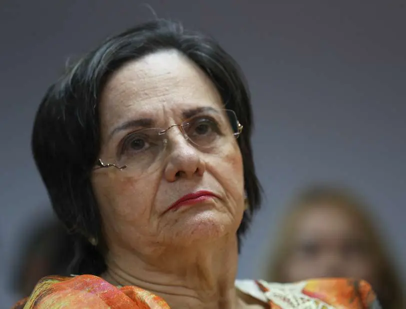 A farmacêutica Maria da Penha. Ela dá nome à lei que combate a violência doméstica contra a mulher