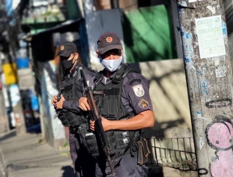 Em meio a pandemia, aumenta número de mortos durante operações policiais no RJ